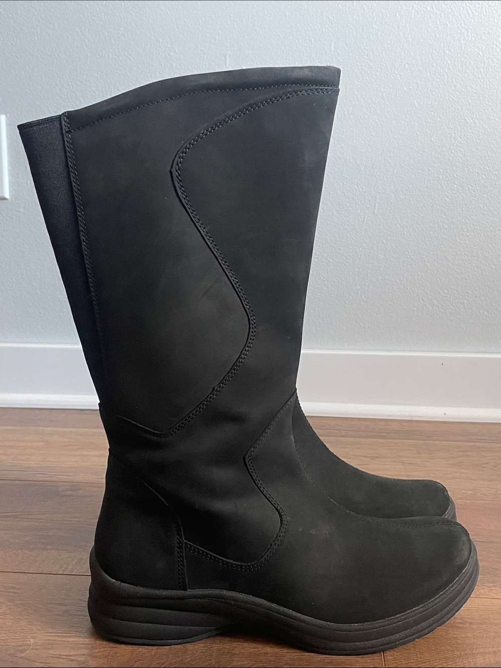 LL Bean Black Tall Suede Boots Size 9